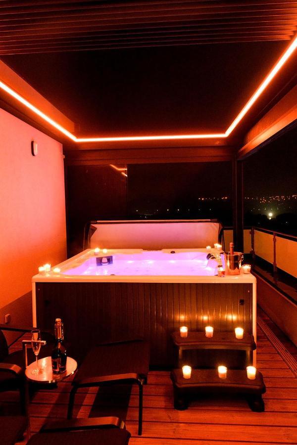 Suitedreams - Sky - Apartment